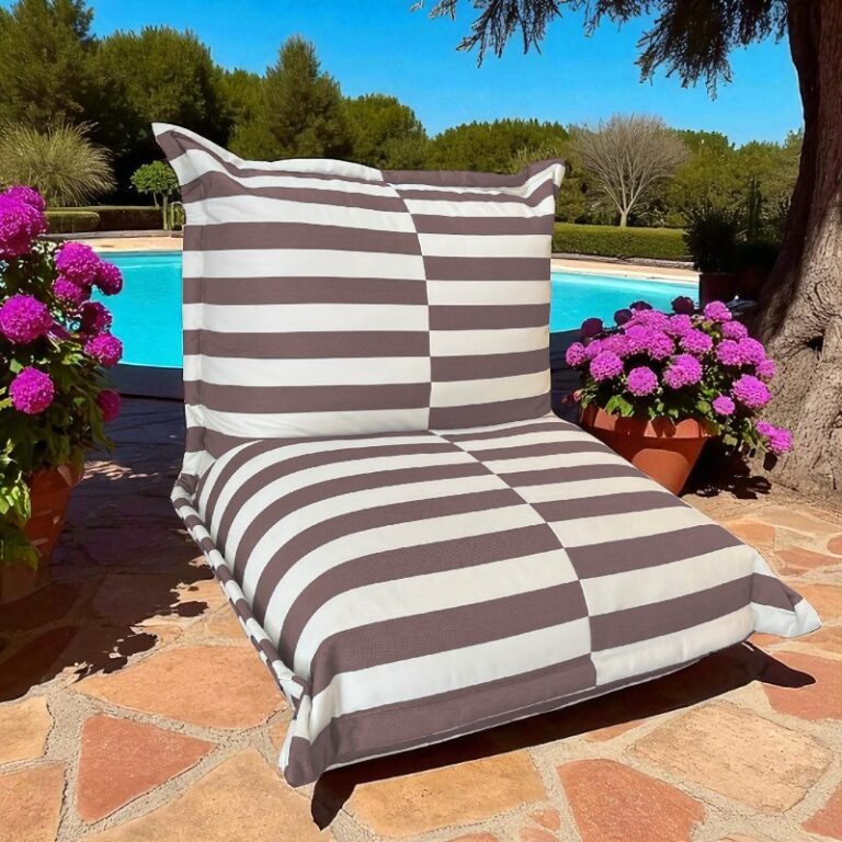 Pouf extérieur à rayures marron